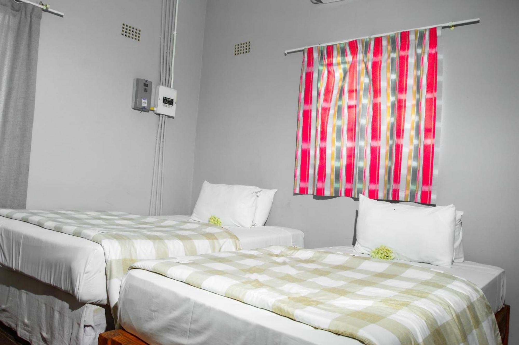 Golentle Home Stay Маун Екстериор снимка