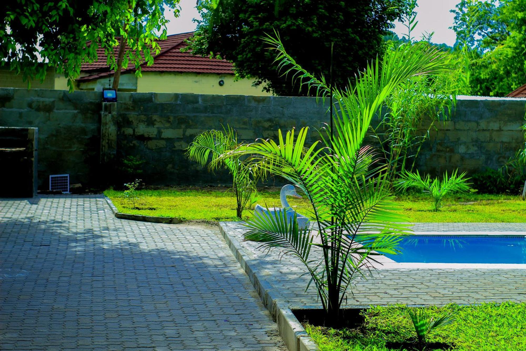 Golentle Home Stay Маун Екстериор снимка